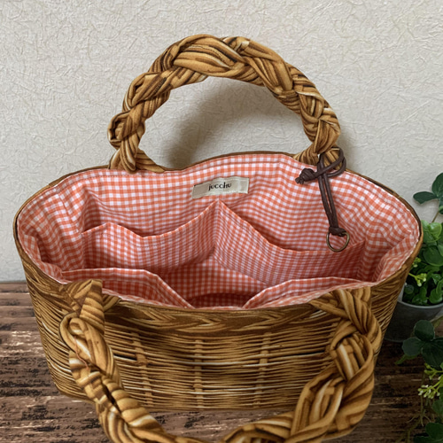 ꫛꫀꪝ 思わず2度見！ かご風バッグ （Sサイズ）ギンガム