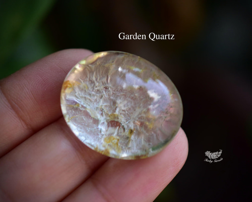 ホワイトクラック☆ガーデンクォーツ ルース157 天然石 Funky garuda