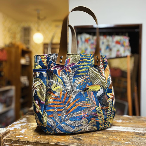 ロラライハリス♡ブラックパッチデニム♡刺繍のバッグ♡ショルダー