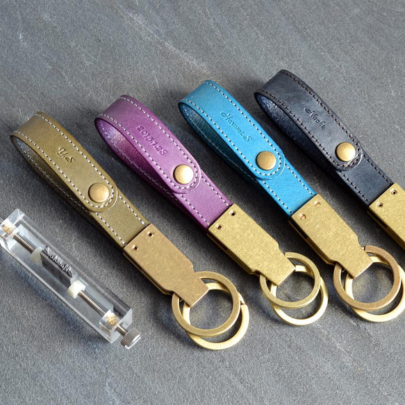 ★お得なペアセット★ 選べるカラー＆名入れ対応！こだわり金具の本革キーホルダー（ロロマレザー） 7枚目の画像