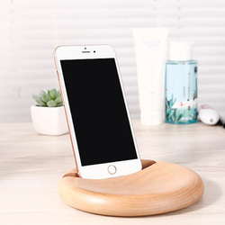 落ち着いた和のスマホスタンド。ゆらりトンボ、ペン立て付き。竹