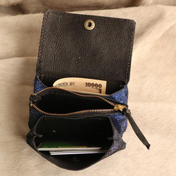 3層のハラコ革とひび割れたようなブルーの革で作る財布/3miru-harako 3枚目の画像