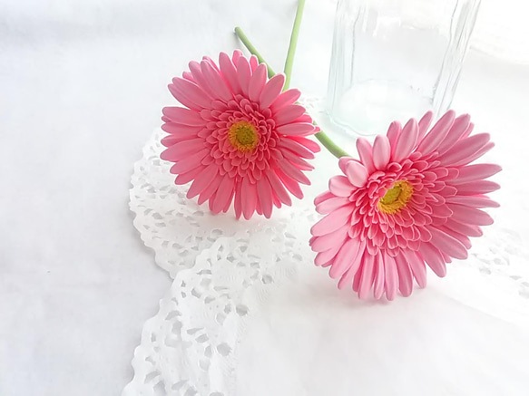 《定制》 ❁2 件套粉紅色粘土花非洲菊、室內花、單花瓶 ❁ 第5張的照片