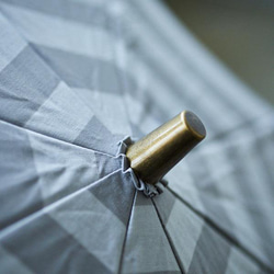 【晴雨兼用】 coccaの日傘 shimauma シマウマ（折りたたみ傘）《TPS-1070-1A グレー》 5枚目の画像