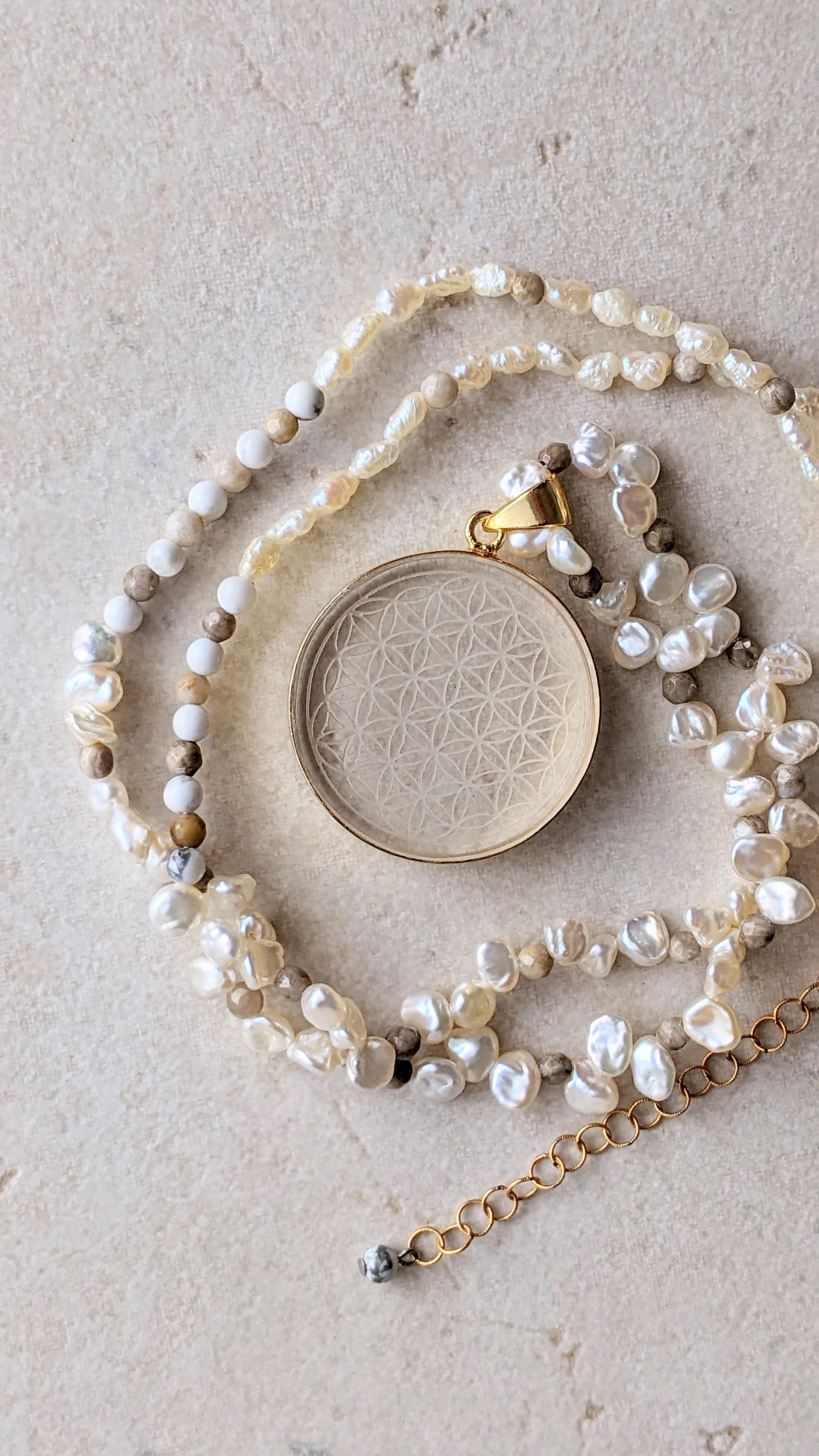 ❃フラワーオブライフ❃天然クリスタル バロックパール淡水真珠ペンダント