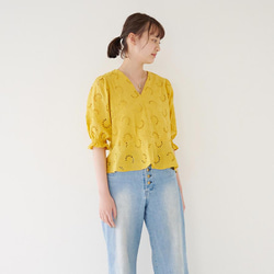 Morino Gakkou 扇形花邊捲袖襯衫【金絲雀黃】短袖蕾絲襯衫 第9張的照片