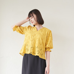 Morino Gakkou 扇形花邊捲袖襯衫【金絲雀黃】短袖蕾絲襯衫 第20張的照片