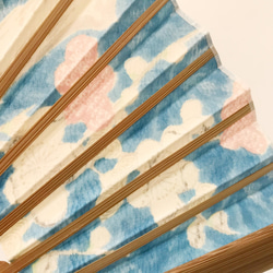 着物扇子　アンティークの絹の着物使用　日本の京都の職人が手仕事で制作　オンリーワン　プレゼントに最適 #30 7枚目の画像