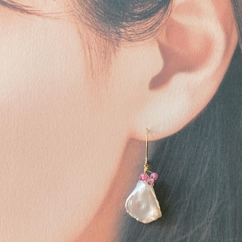 淡水パール　虹色　ケシパール　ブルートパーズ　マーキス　ピアス 淡水パール虹色ケシパールブルートパーズマーキスピアス