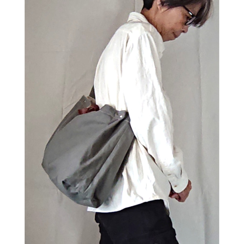 極美品　TOUS トウス　２way トートバッグ　ショルダーバッグ　グレー 極美品】未使用級 TOD'S トッズ ハンドバッグ 2way ショルダー付
