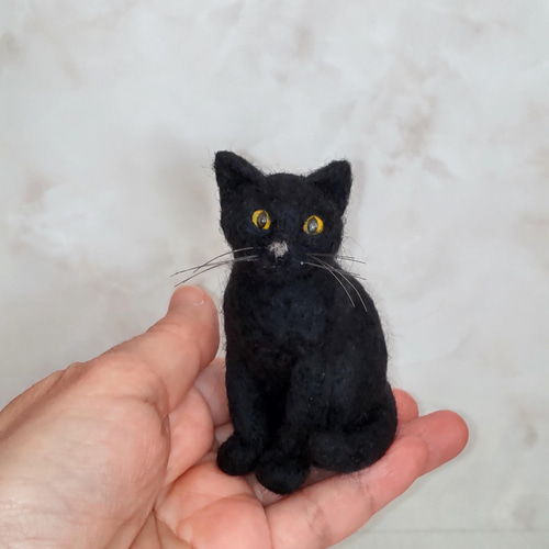 【同梱不可】 羊毛フェルト】ミニミニ黒猫～お座り～ パステル 羊毛フェルト 羊毛フェルト