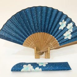 着物扇子　アンティークの絹の着物使用　日本の京都の職人が手仕事で制作　オンリーワン　プレゼントに最適 #34 1枚目の画像