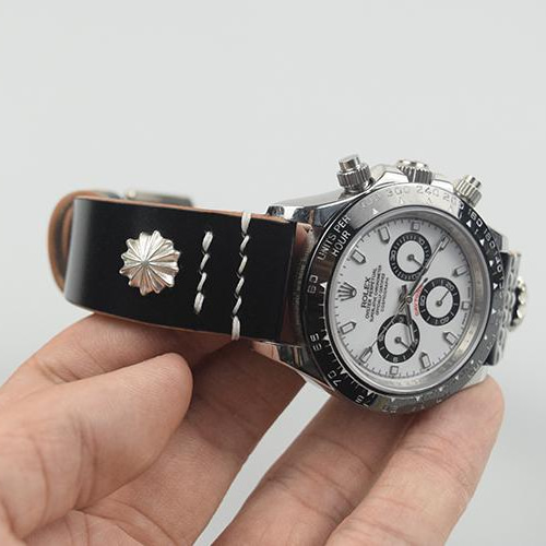 ✏️シル　時計ベルト・オーダー製作 受注製作 新喜皮革コードバン スタッズ：シルバー925 時計ベルト
