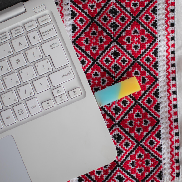 ウクライナカラーのペンダント(チャーム)&USBメモリ【Надія(ナディーヤ)】3/10売上金全額寄付完了しました 14枚目の画像