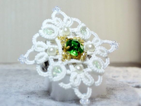 タティングレース　スクエアブローチ　グリーン/tatted square brooch green 7枚目の画像