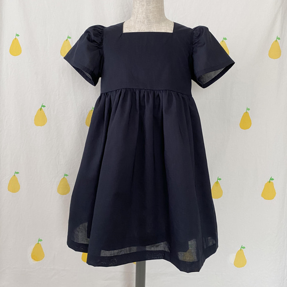 ふんわり袖 と スクエアーネック ギャザースカート の 子供服ワンピース【90~130】 3枚目の画像