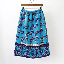 【晴れやかブルー2024】アフリカ布のギャザースカート（カンガスカート）鮮やかな色彩 サッシュベルト付き 4枚目の画像
