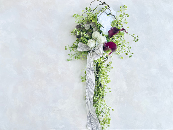 アンティークパープル　カラーのシックな壁飾り　アーティフィシャルフラワー　造花　ウォールデコ　スワッグ 1枚目の画像