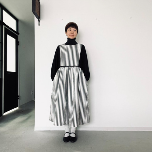 たっぷりギャザー⚮̈エプロンワンピース⚮̈リネンコットン⚮̈2柄 たっぷりギャザー⚮̈エプロンワンピース⚮̈リネンコットン⚮̈2柄