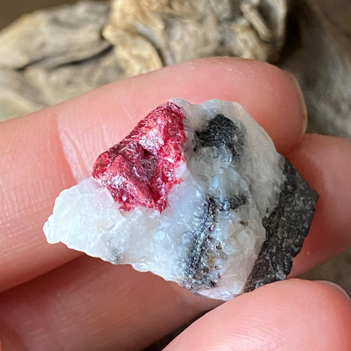 辰砂　シナバー　ドロマイト　鉱物　原石　鉱物標本 貴州省 Tongren Mine産 辰砂（シンシャ）シナバー＆ドロマイトの