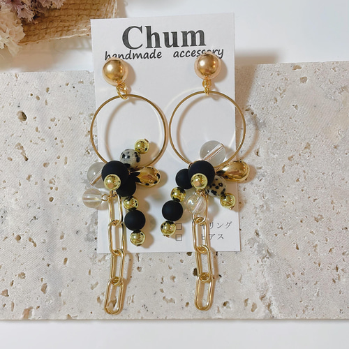 ゴールドじゃらじゃらピアス ハンドメイドピアス イヤリング ピアス 