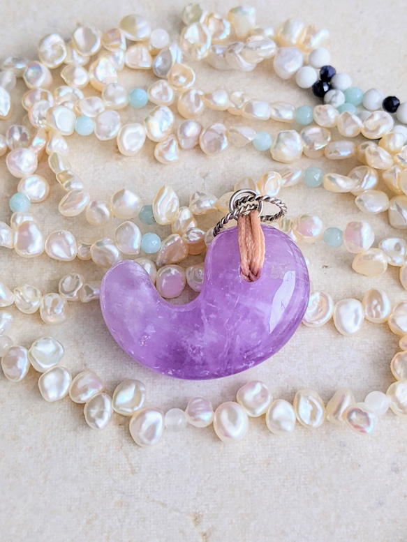 お歳暮 人気 オシャレ ✰勾玉マガタマ✰アメジスト＆バロックパール淡水真珠necklace アクセサリー
