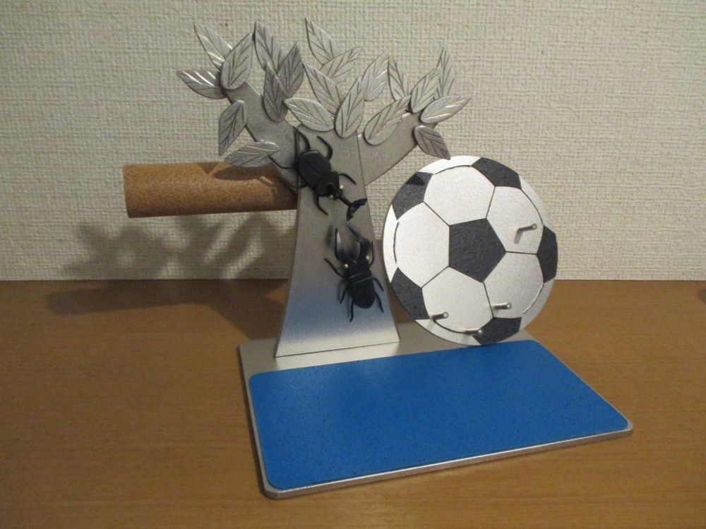 カブト虫、クワガタ腕時計スタンド、サッカーボールスマホスタンド、アクセサリースタンド