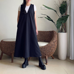 スウェット素材 　VカットAラインジャンパースカート（Black） 3枚目の画像