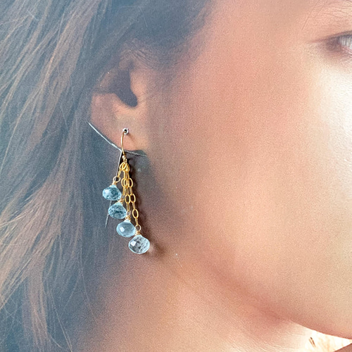 専用です　14kgf アクアマリンのシェルカービングピアス 専用です 14kgf アクアマリンのシェルカービングピアス