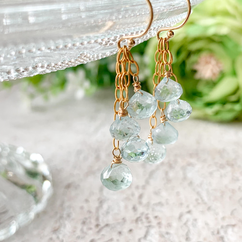 no.250＊14kgf グリーン系天然石しゃらしゃらイヤリング