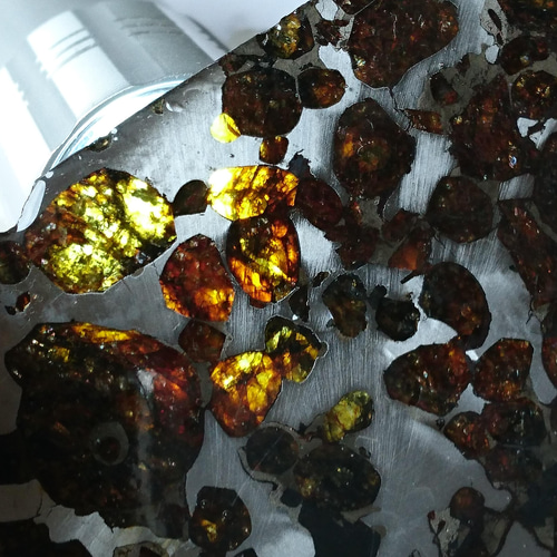 パラサイト隕石✨スライス 天然石 F* 通販 13527779｜Creema(クリーマ)