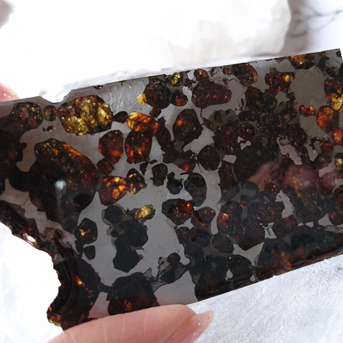 パラサイト隕石✨スライス 天然石 F* 通販 13527779｜Creema(クリーマ