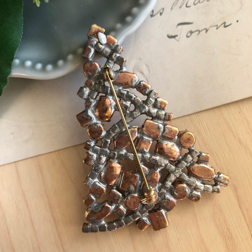 ◇チェコガラス◇ ツリーブローチ ◇ピンクxパール ブローチ