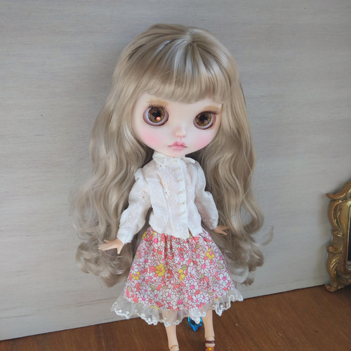 588.※単品※エンブロイダリーレースのふんわりパフスリーブブラウス 