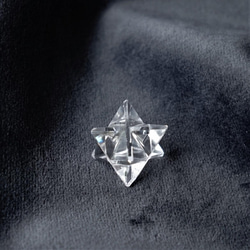 神聖幾何学フラーレン　最強コンビ　水晶マカバ封入　モリオン６ミリ球 3枚目の画像
