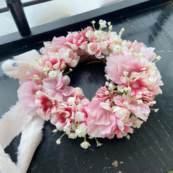 春満載♡桜とスィートピーのピンクムーンリース「アートフラワー」 1枚目の画像