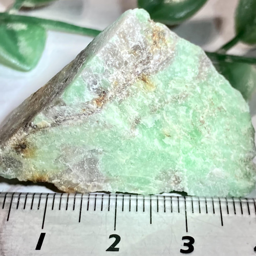 【浮気封じ】エメラルド ラフストーン　原石 浮気封じ】エメラルド ラフストーン 原石 天然石 東洋占星術師の