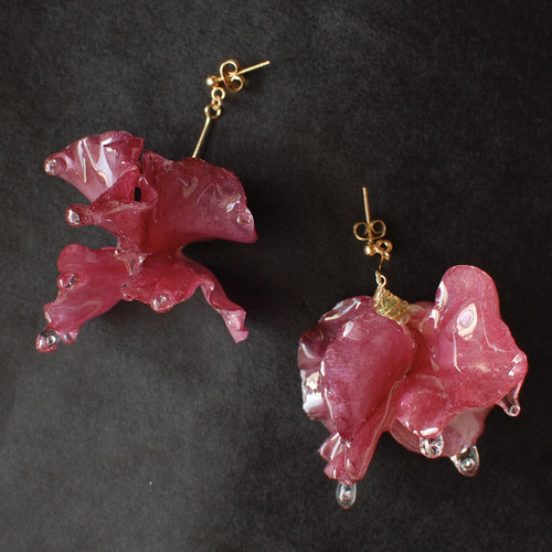 スイートピーレッド ジルコニアの雫シャンデリアlong〜ピアス