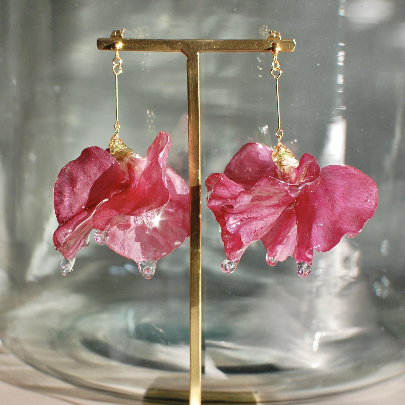くすみレッド薔薇×雫型キュービックジルコニア★ピアス/イヤリング くすみレッド薔薇×雫型キュービックジルコニア★ピアス/イヤリング