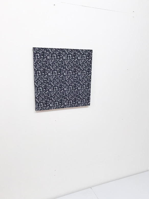 布藝面板 30 × 30 × 2cm 安全別針 室內雜貨 牆面裝飾 第3張的照片