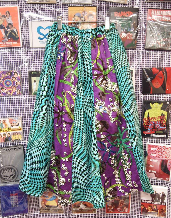 紫 x 綠 Total Pattern Mix 喇叭長裙 第3張的照片