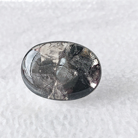 高品質 ブラックルチルクォーツスフィア♡ヘマタイト共生♡No.1989 No.141 黒の帯留め 天然石(ブラックルチルクォーツ、ヘマタイト)使用