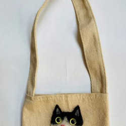 羊毛氈環保飲料袋-刺繡設計款/療癒系貓咪-眼睛圓滾滾的賓士貓 第4張的照片