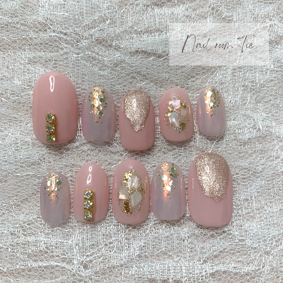 キラキラピンクネイル ネイルチップ（つけ爪） Nail room Tie