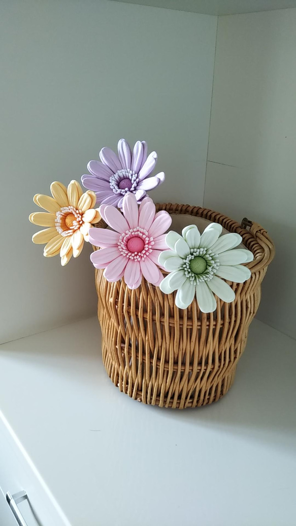 ガーベラ花束（4本） アートフラワー hana 通販 13533252｜Creema