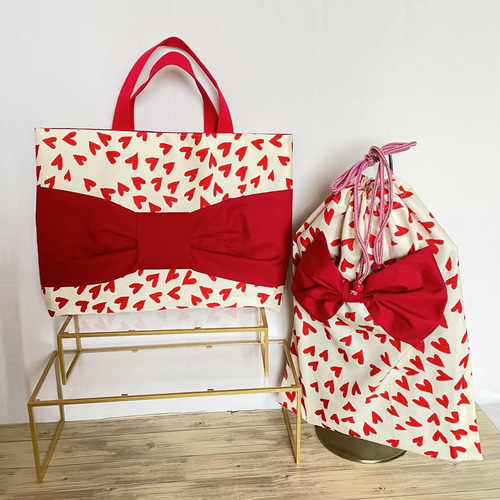 ヌビ フリル レッスンバッグ ハート レッド チェック リボン イブル 赤 入学 ♪通園バッグ・フリー袋2点セット / 赤いリボン / 入園・入学