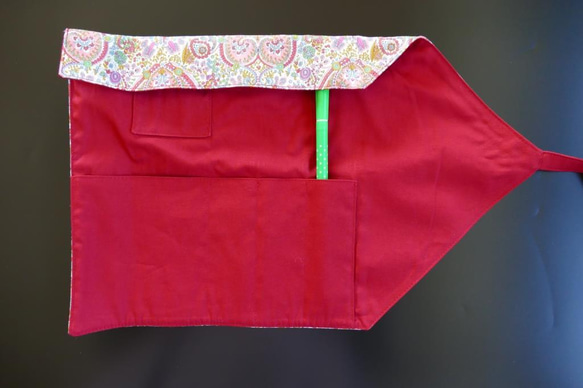 ロールペンケース リバティ キティ・グレース ハート 布小物 布雑貨 ロール ペンケース ハート 赤 2枚目の画像