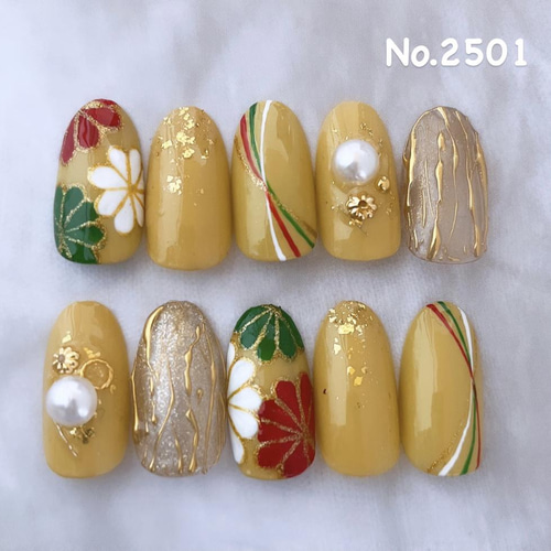 黄① 和柄 着物 振袖 成人式 ネイルチップの通販 by nailtip_4yu