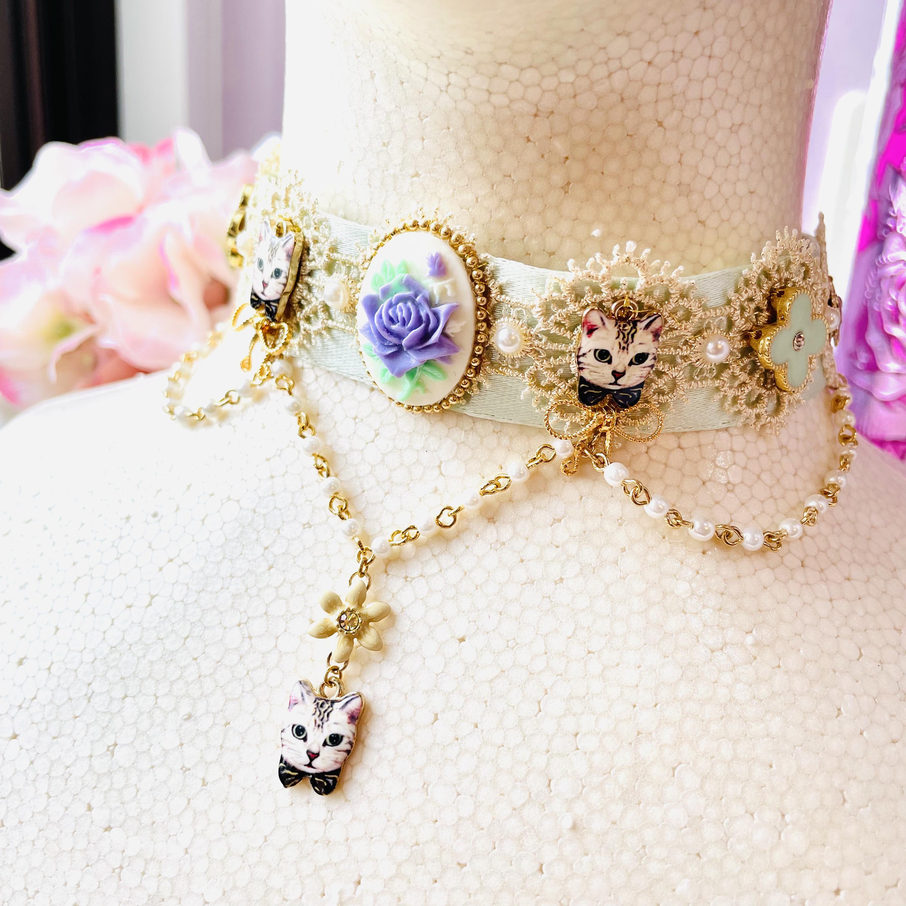 ❤︎ねこチョーカー❤︎　ペールグリーン【送料無料あり】ウェディング　パーティー　CAT ネコ　パープル　バラ