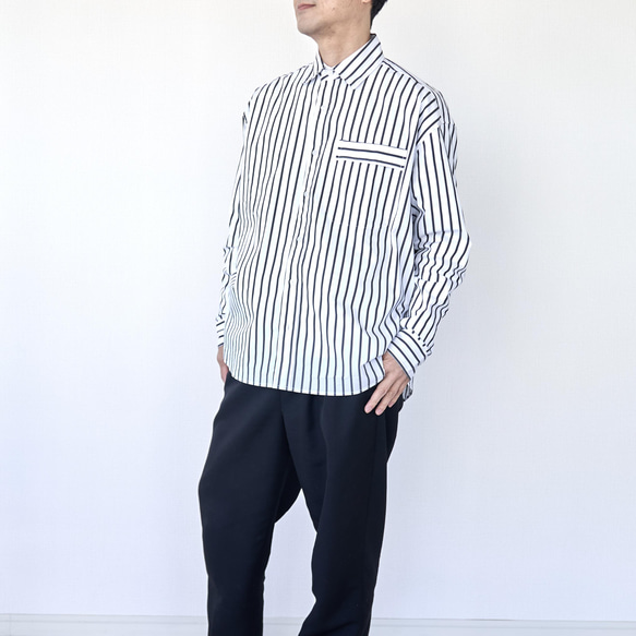 Morino Gakko 舒適條紋襯衫 (白色 x 炭灰色) 男士襯衫 超大襯衫 第14張的照片
